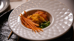 Tartare sushi salmone mango carote edamame ristorante giapponese Parma Reggio Emilia